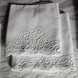 Three Different Sets Of Vintage/Antique Lace Trimmed Pillowcases